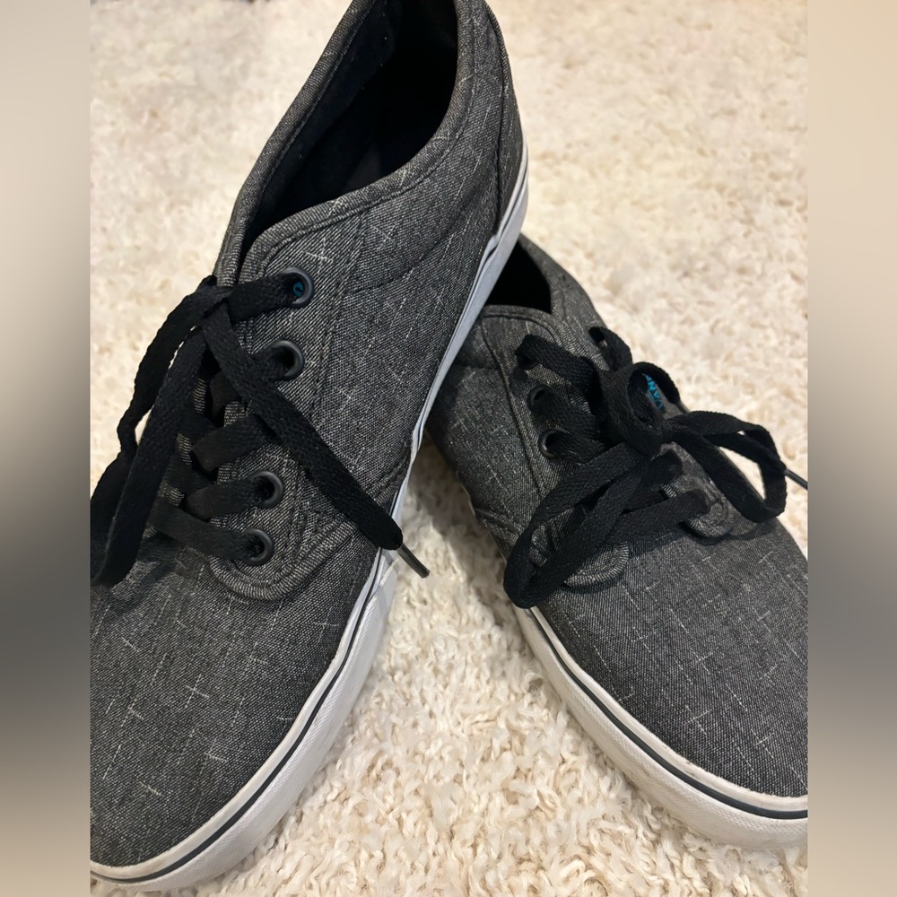 Vans Shoes Size 9